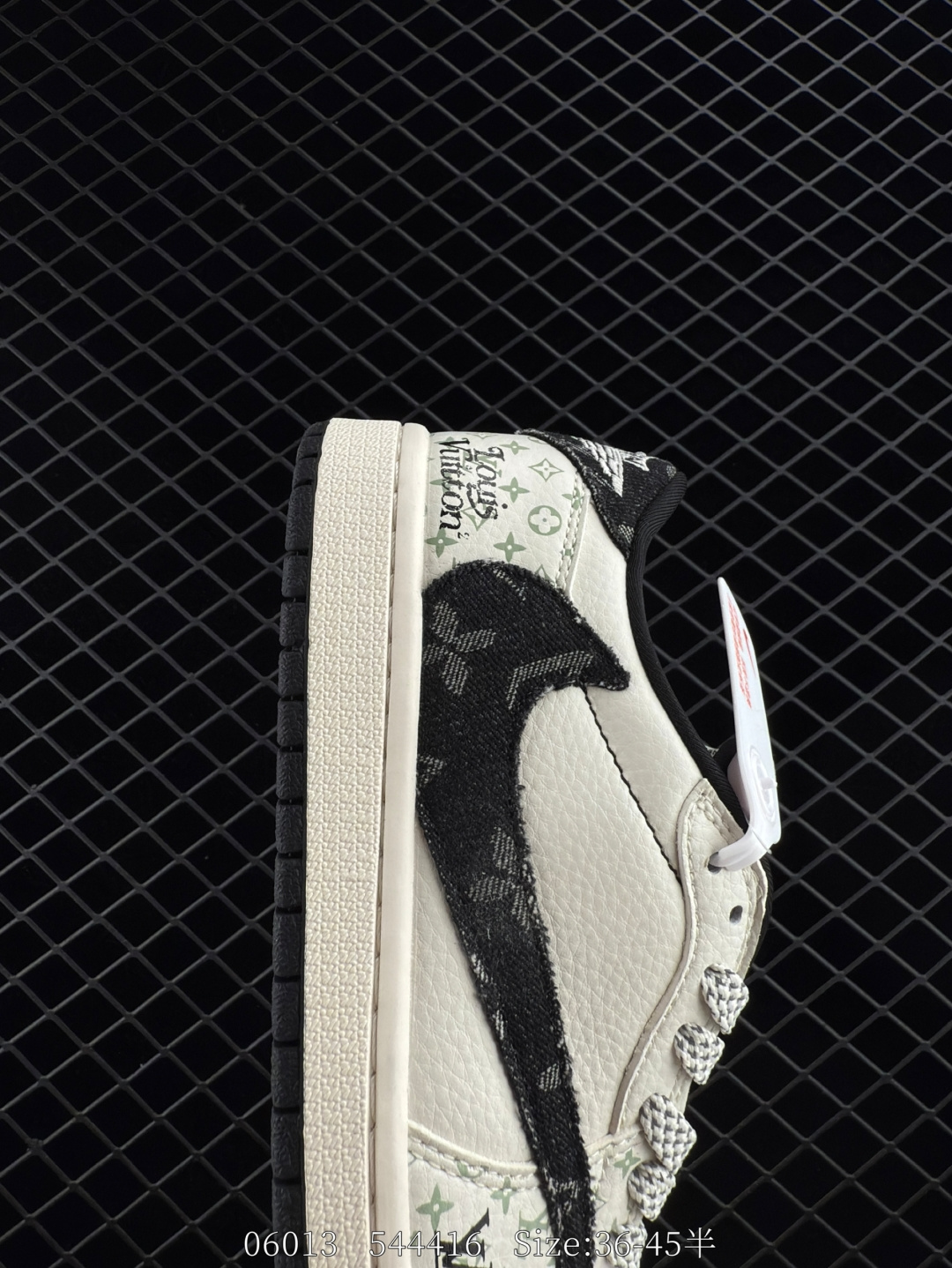 Nike Air Jordan 1 x Travis Scott AJ1